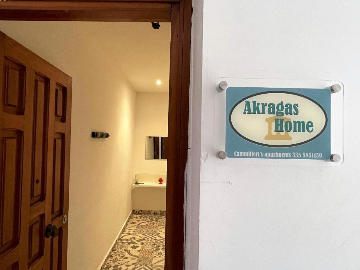 2 Apartments - Akragas Home 1 & 2 On Via Atenea City Center With View Agrigento Bagian luar foto